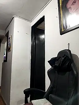 Pamelamiler   online show from 16, 11, 2025