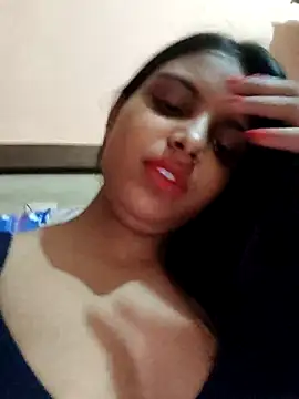 Snapshot of Maahhii_2 chatting on 26, 4, 2026 Maahhii 2 online show from 26, 4, 2026