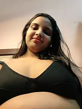 Snapshot of Maahhii_2 chatting on 27, 4, 2026 Maahhii 2 online show from 27, 4, 2026