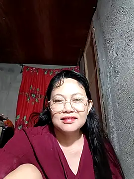 Everleigh mom online show from 17, 11, 2025