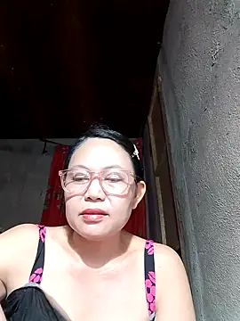 Everleigh mom online show from 10, 1, 2026