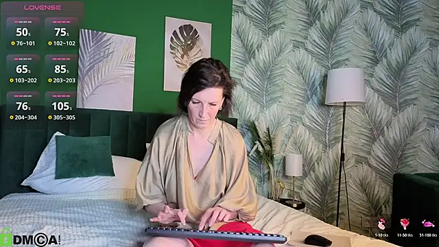 Lia Reyn online show from 6, 5, 2026