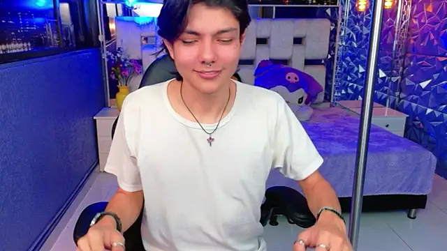 alandelrey57 online show from 24, 4, 2026