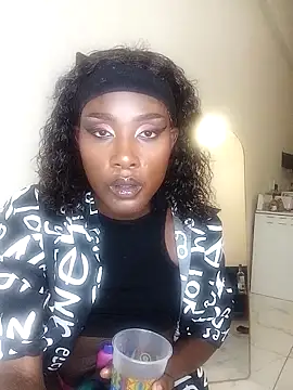 Snapshot of Lsnickykhanyile chatting on 7, 3, 2026 Lsnickykhanyile online show from 7, 3, 2026