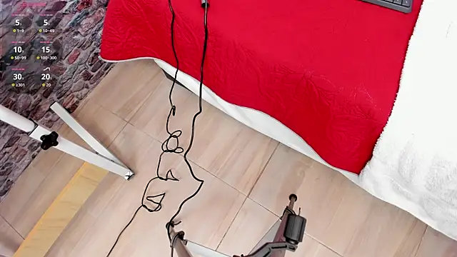 ALYANNA HOT  online show from 13, 10, 2025