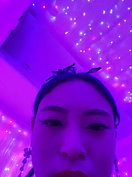 QiuNikki11286 online show from 25, 11, 2025