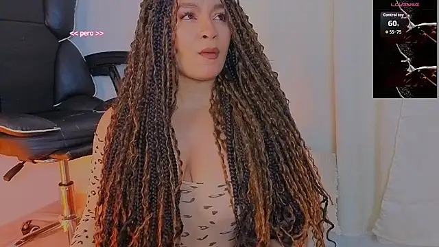 Snapshot of Alice-Benette chatting on 7, 8, 2026 Alice-Benette online show from 7, 8, 2026