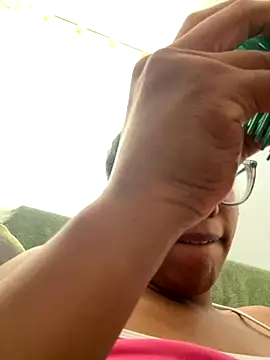 Valen1800 online show from 28, 10, 2025