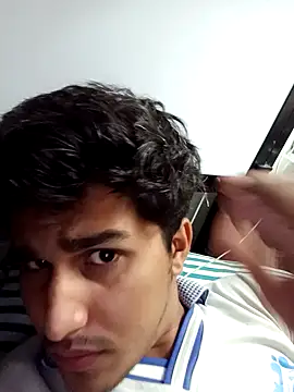 HarryChoudhary21 online show from 5, 12, 2025