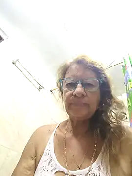 MaryeLunna online show from 5, 10, 2025