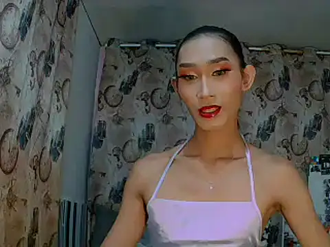 Snapshot of youarea_dreamer chatting on 8, 9, 2025 youarea dreamer online show from 8, 9, 2025