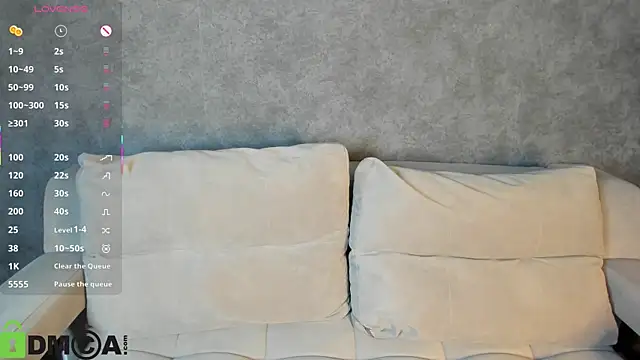 Roxy Sunnny online show from 9, 9, 2025