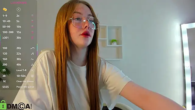 Roxy Sunnny online show from 19, 10, 2025