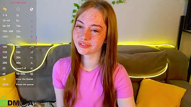 Roxy Sunnny online show from 3, 11, 2025