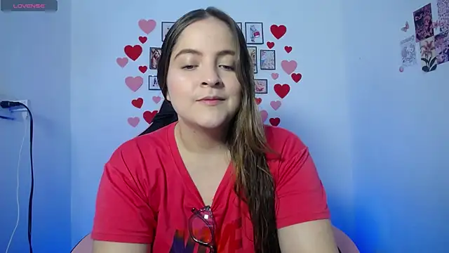 Pregnant Kloe online show from 4, 5, 2026