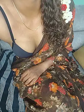 Snapshot of Tamilpallavi chatting on 29, 5, 2026 Tamilpallavi online show from 29, 5, 2026