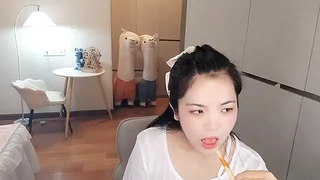 XiaoAnQi online show from 20, 9, 2025