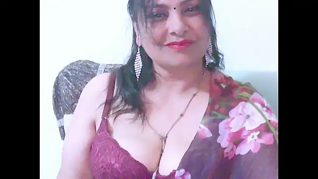 Snapshot of Indiansweetness77 chatting on 10, 11, 2025 Indiansweetness77 online show from 10, 11, 2025