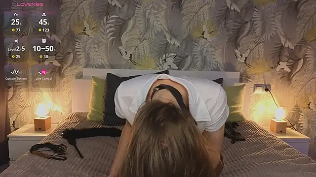 EllieSugar online show from 21, 10, 2025