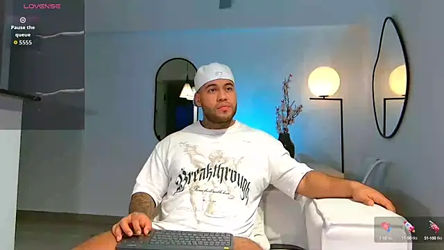 Snapshot of Michael_Salens chatting on 11, 10, 2025 Michael Salens online show from 11, 10, 2025