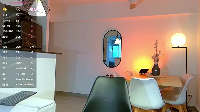 Snapshot of Michael_Salens chatting on 23, 10, 2025 Michael Salens online show from 23, 10, 2025