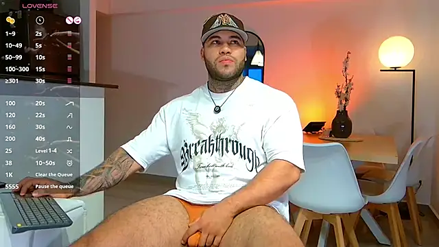 Snapshot of Michael_Salens chatting on 24, 10, 2025 Michael Salens online show from 24, 10, 2025