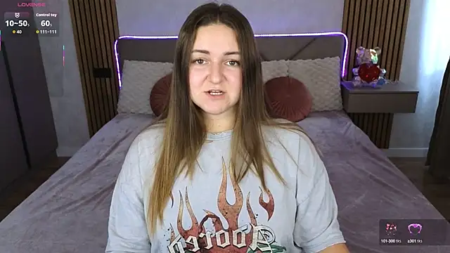 Snapshot of Mysti_Kate chatting on 13, 10, 2025 Mysti Kate online show from 13, 10, 2025
