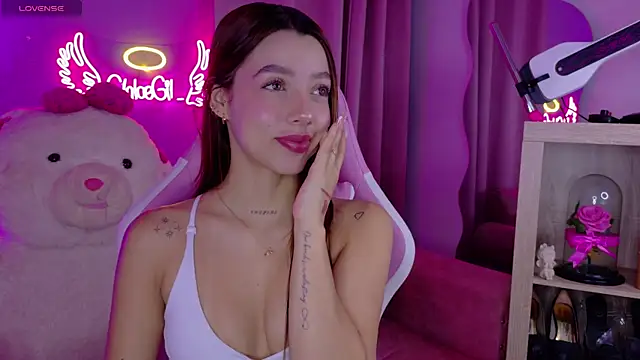 Chloegi   online show from 12, 2, 2026