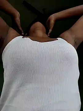 Snapshot of renu_143 chatting on 5, 11, 2025 renu 143 online show from 5, 11, 2025