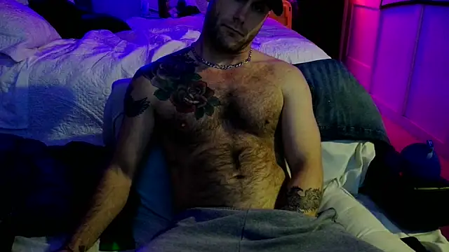 Luv2SuckBWC92 online show from 27, 9, 2025