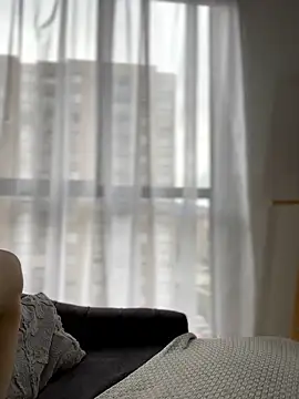 Sofi Leal online show from 10, 4, 2026