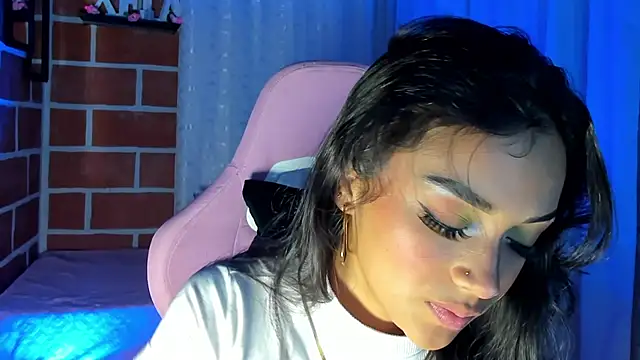 MelanyOconner online show from 10, 9, 2025