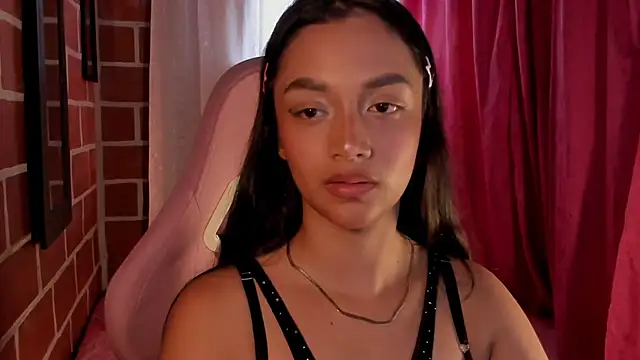 MelanyOconner online show from 8, 4, 2026