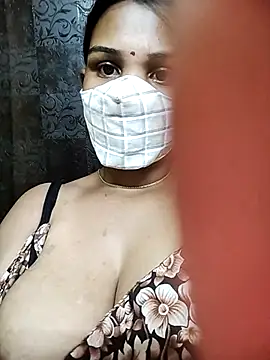 Snapshot of Devi-with-Ram chatting on 24, 3, 2026 Devi-with-Ram online show from 24, 3, 2026