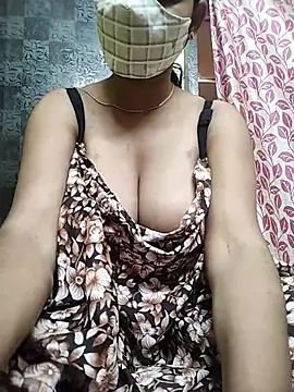 Snapshot of Devi-with-Ram chatting on 14, 4, 2026 Devi-with-Ram online show from 14, 4, 2026