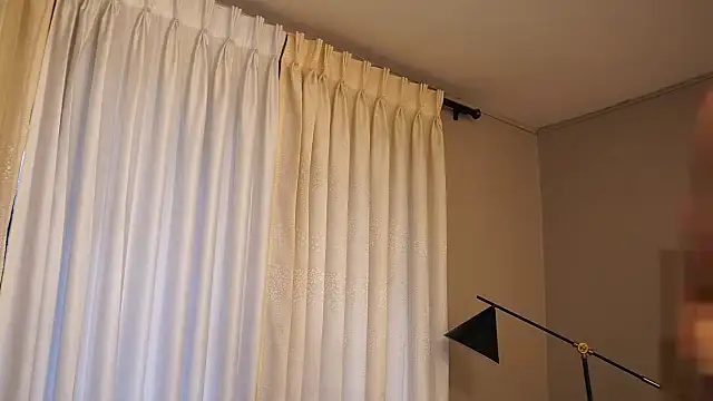 Thiago Valente online show from 14, 10, 2025