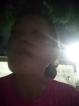 Snapshot of marinita13 chatting on 9, 11, 2025 marinita13 online show from 9, 11, 2025