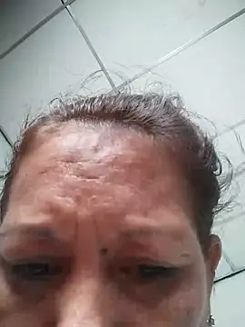 Snapshot of marinita13 chatting on 12, 11, 2025 marinita13 online show from 12, 11, 2025