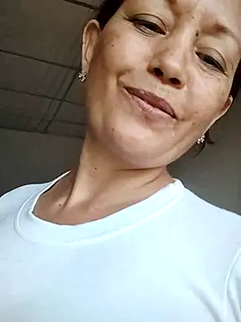 Snapshot of marinita13 chatting on 16, 11, 2025 marinita13 online show from 16, 11, 2025