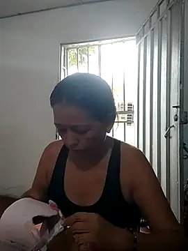 Snapshot of marinita13 chatting on 19, 11, 2025 marinita13 online show from 19, 11, 2025