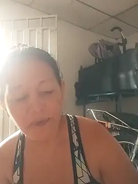 Snapshot of marinita13 chatting on 30, 11, 2025 marinita13 online show from 30, 11, 2025