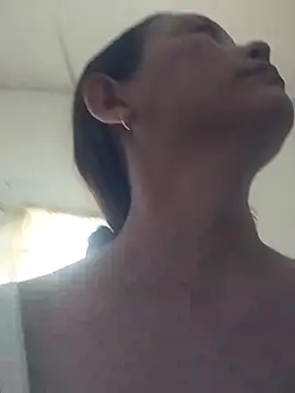 Snapshot of marinita13 chatting on 22, 12, 2025 marinita13 online show from 22, 12, 2025