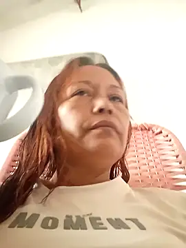 Snapshot of marinita13 chatting on 21, 4, 2026 marinita13 online show from 21, 4, 2026