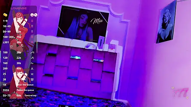 LADY-HOT-SEXY- online show from 3, 6, 2026