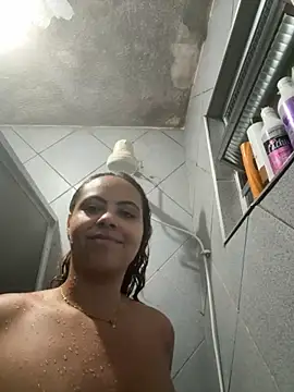 Snapshot of Chloe_Leaozinho chatting on 22, 11, 2025 Chloe Leaozinho online show from 22, 11, 2025