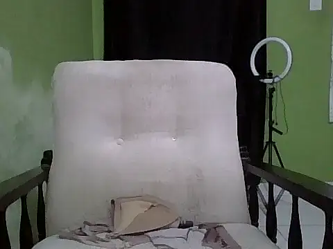 Snapshot of Ntshire chatting on 22, 10, 2025 Ntshire online show from 22, 10, 2025