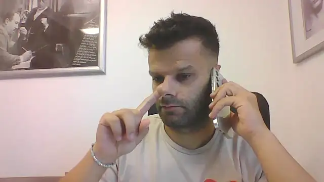 Snapshot of FROCETTO93 chatting on 11, 9, 2025 FROCETTO93 online show from 11, 9, 2025