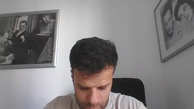 Snapshot of FROCETTO93 chatting on 22, 9, 2025 FROCETTO93 online show from 22, 9, 2025