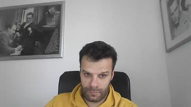 Snapshot of FROCETTO93 chatting on 6, 11, 2025 FROCETTO93 online show from 6, 11, 2025