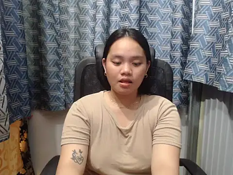 prettykrysgirl online show from 8, 8, 2026